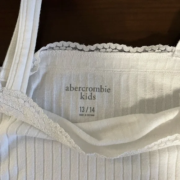 Preloved - Picture 2 of 2